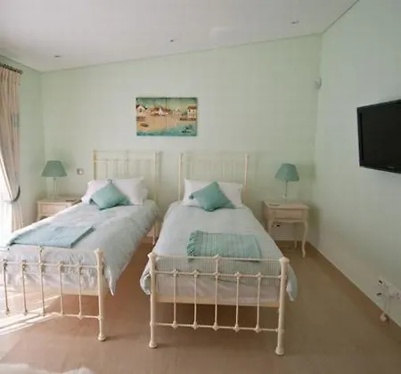 Vale Do Garrao Sleeps 8 Pool Air Con Wifi Vale do Lobo